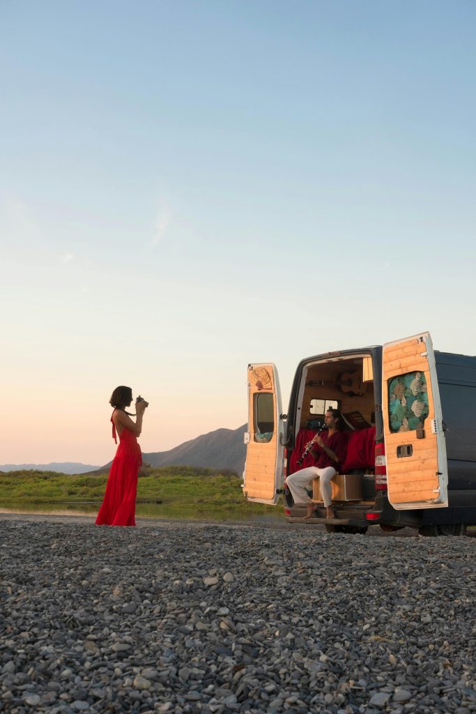Budget-friendly Valentine’s weekend road trip for college couples